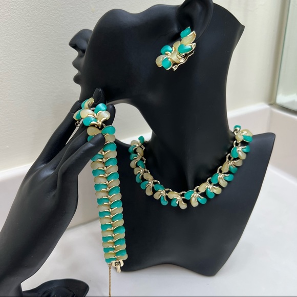 Jewelry - Vintage Parure: Necklace, Bracelet, Earrings Ensemble